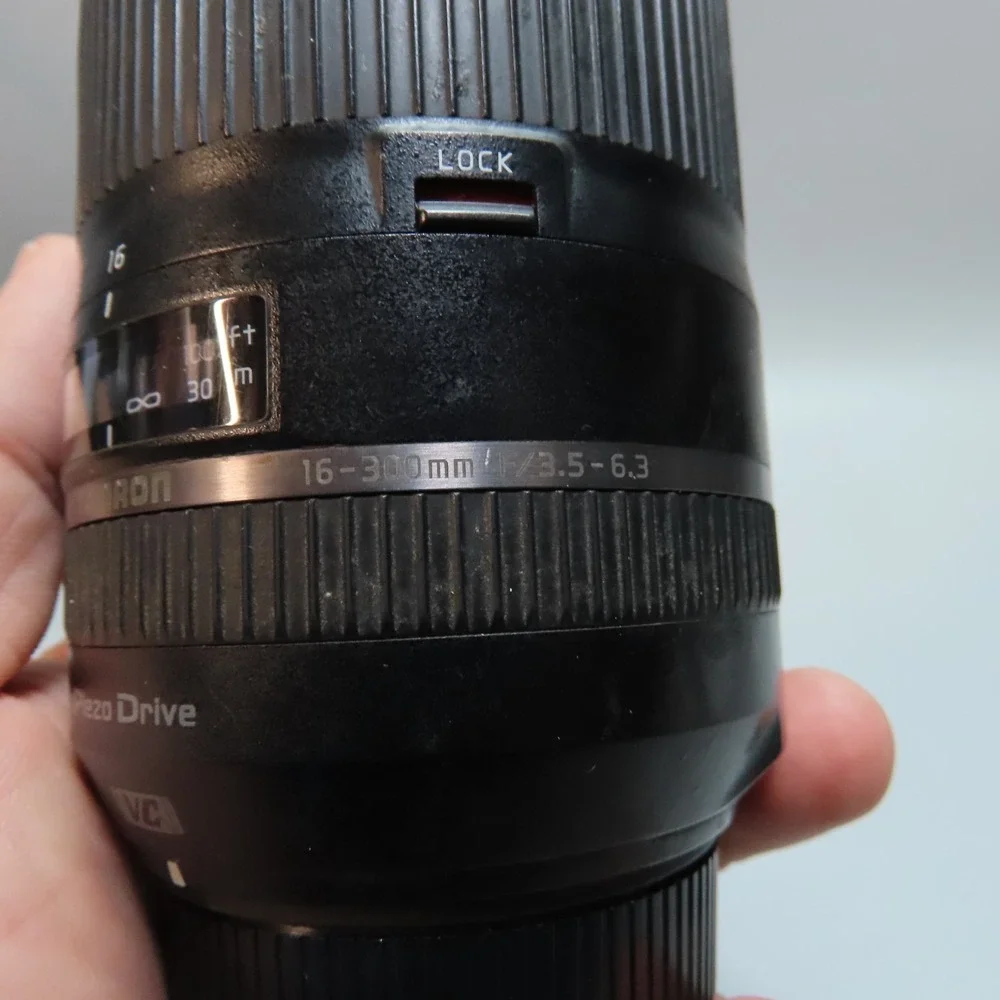 Tamron 28-300mm f/3.5-6.3 VC Piezo Drive‎ Model A010 Lens for Nikon F Mount